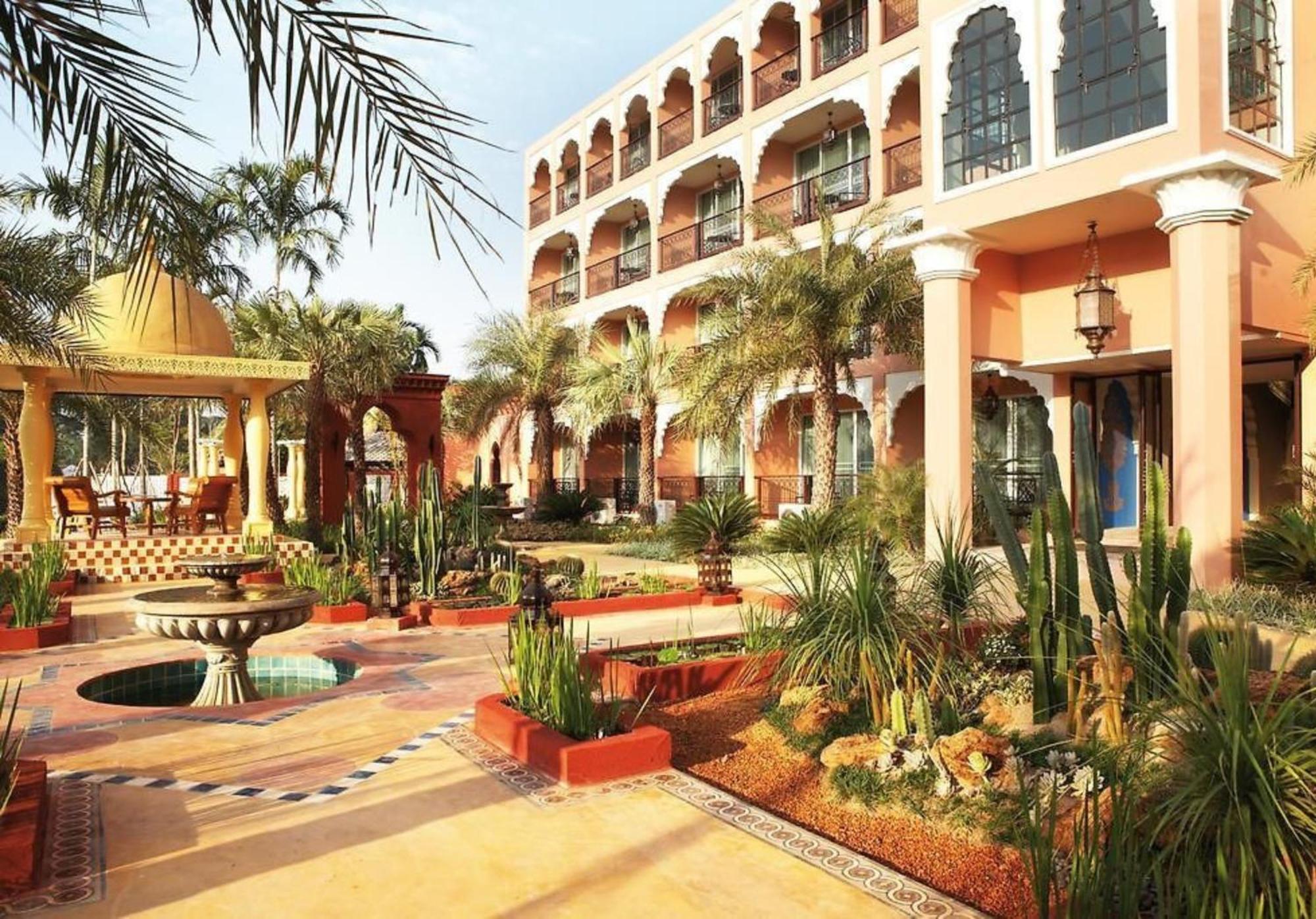 Sheik Istana Hotel Chiangmal Chiang Mai Exterior photo