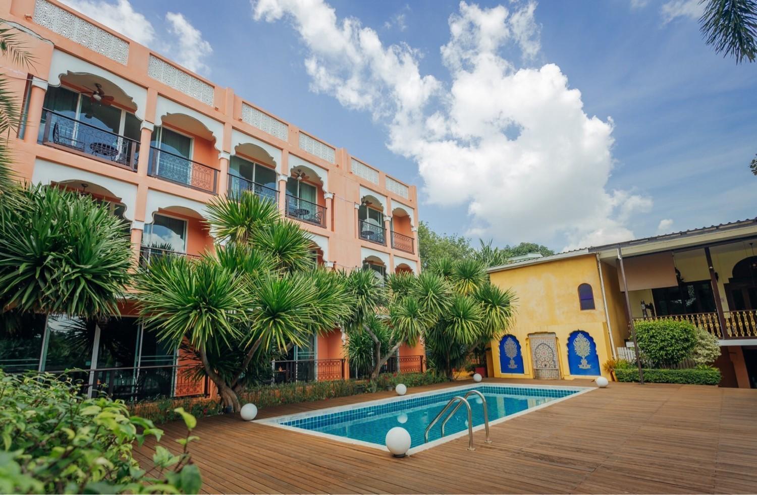 Sheik Istana Hotel Chiangmal Chiang Mai Exterior photo